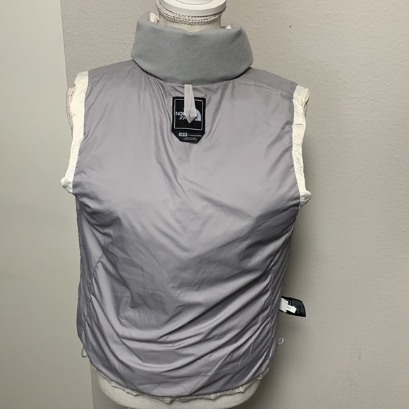 The North Face 550 down vest - Picture 8 of 9